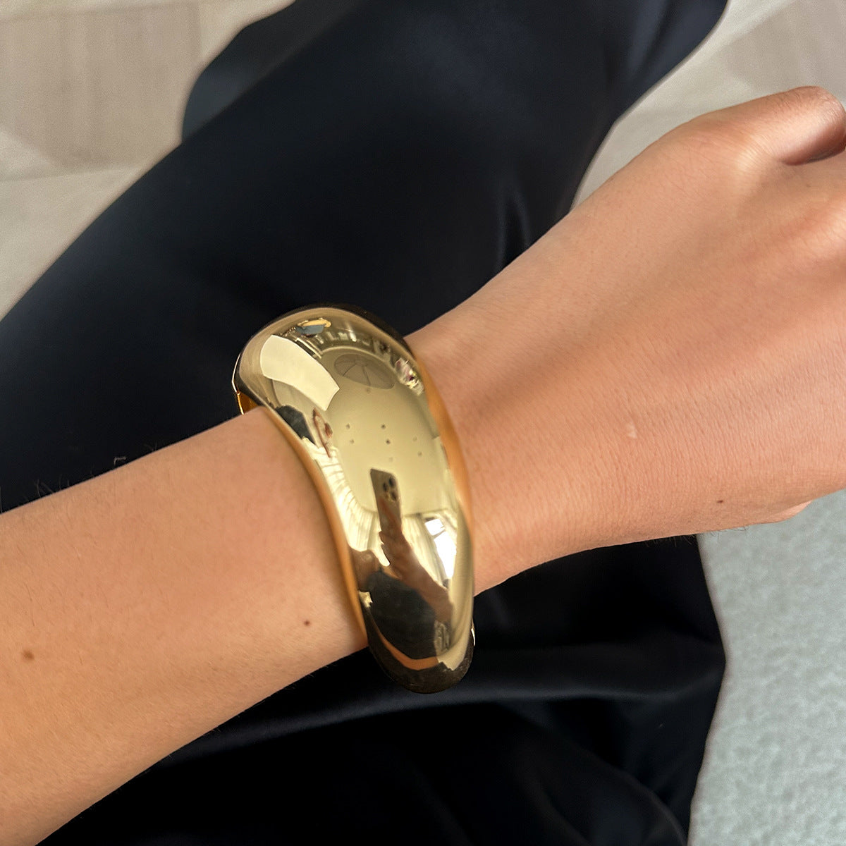 VAELA – Bracelets