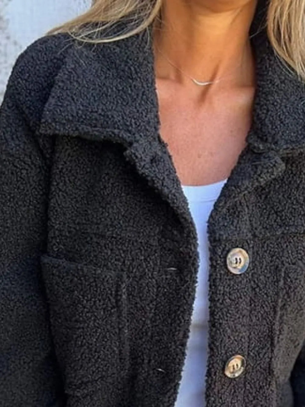 SAYRA – Veste Boutonnée Épaules Tombantes