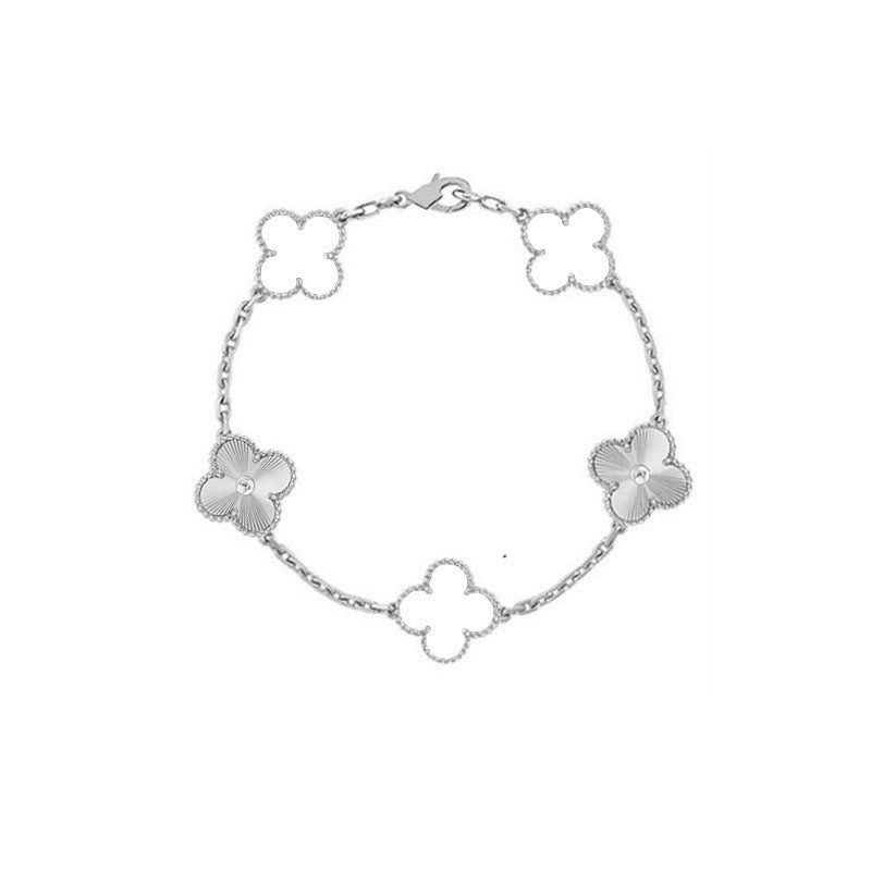 ELYA – Bracelet trèfle doré